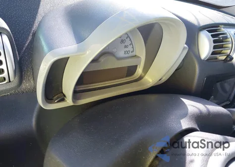 2008 Smart Fortwo Passion/Pure z USA, uszkodzony, nr VIN WMEEJ31X28K119962